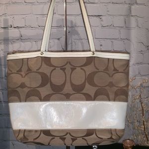 Coach shoulder bag